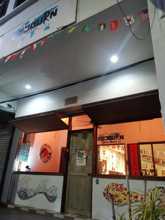 Sojourn Beds & Cafe Hotel Taiping Exterior photo